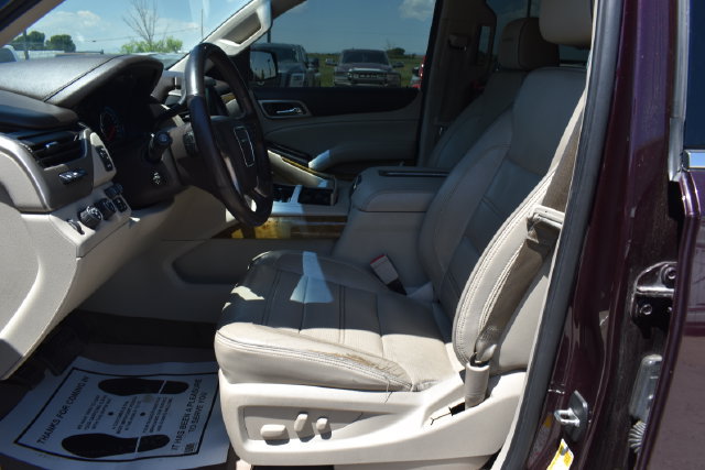 Used 2017 GMC Yukon Denali w/ Open Road Package AWD/4WD image 17