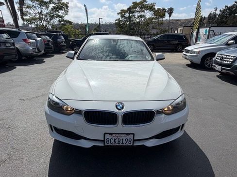 Used 2014 BMW 320i Sedan RWD image 8