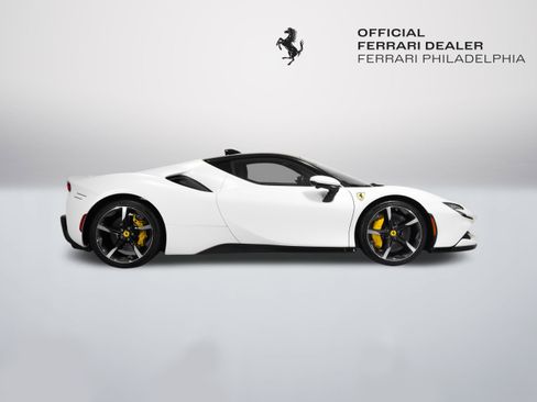 Certified 2022 Ferrari SF90 Stradale AWD/4WD image 8