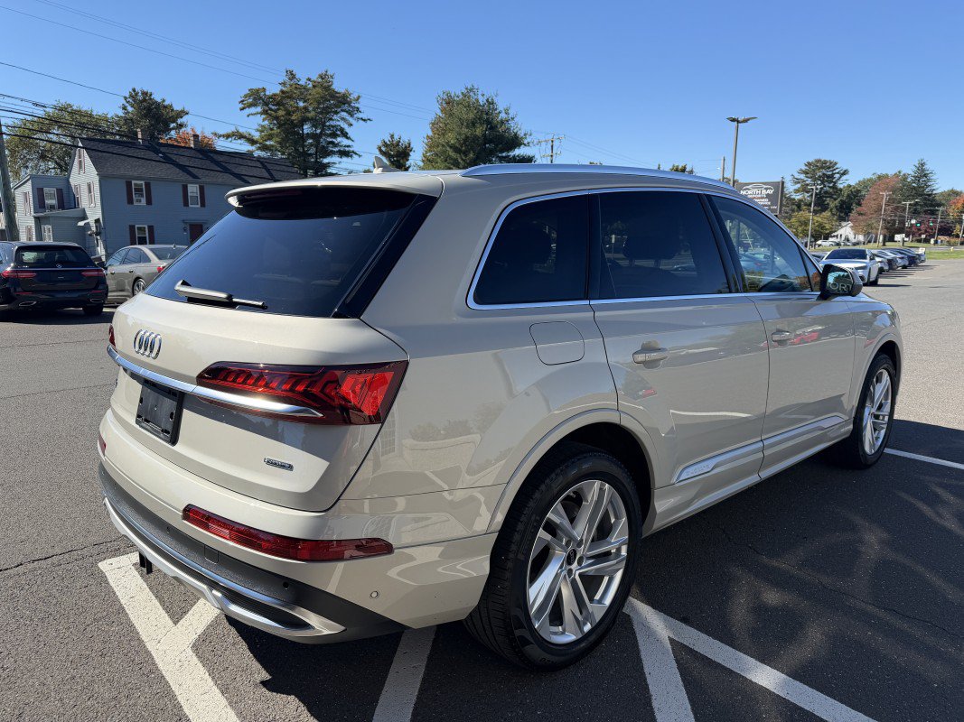 Used 2024 Audi Q7 2.0T Premium Plus AWD/4WD image 9