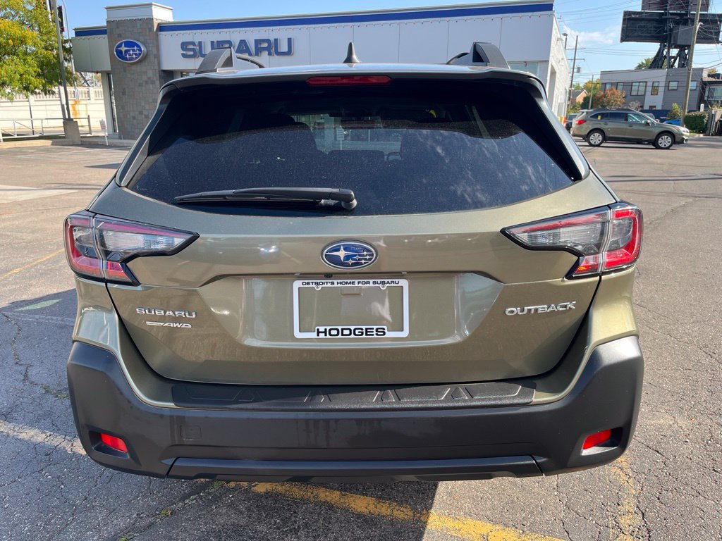 Certified 2025 Subaru Outback Premium w/ Popular Package #1A AWD/4WD image 4