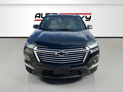 Used 2023 Chevrolet Traverse Premier w/ LPO, Floor Liner Package AWD/4WD image 2