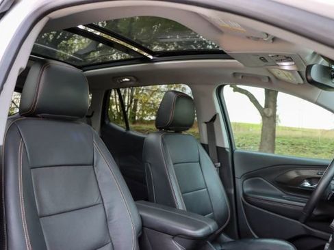 Used 2018 GMC Terrain SLT w/ Preferred Package image 26