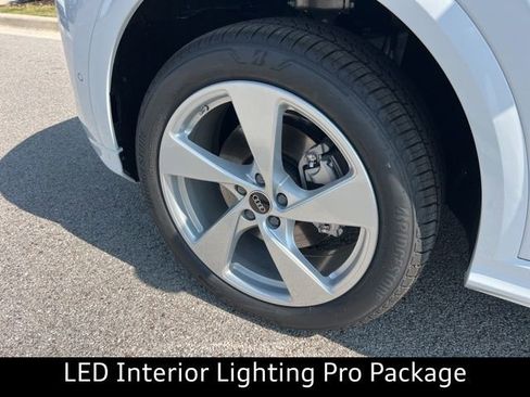 New 2025 Audi Q5 Premium Plus image 5