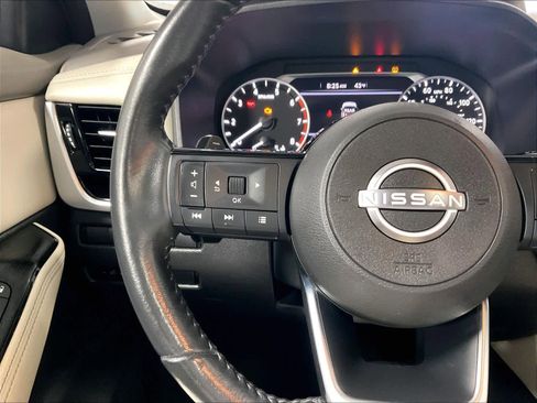 Certified 2023 Nissan Rogue SL AWD/4WD image 22