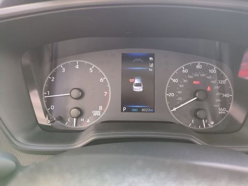 Used 2025 Toyota Corolla LE FWD image 11