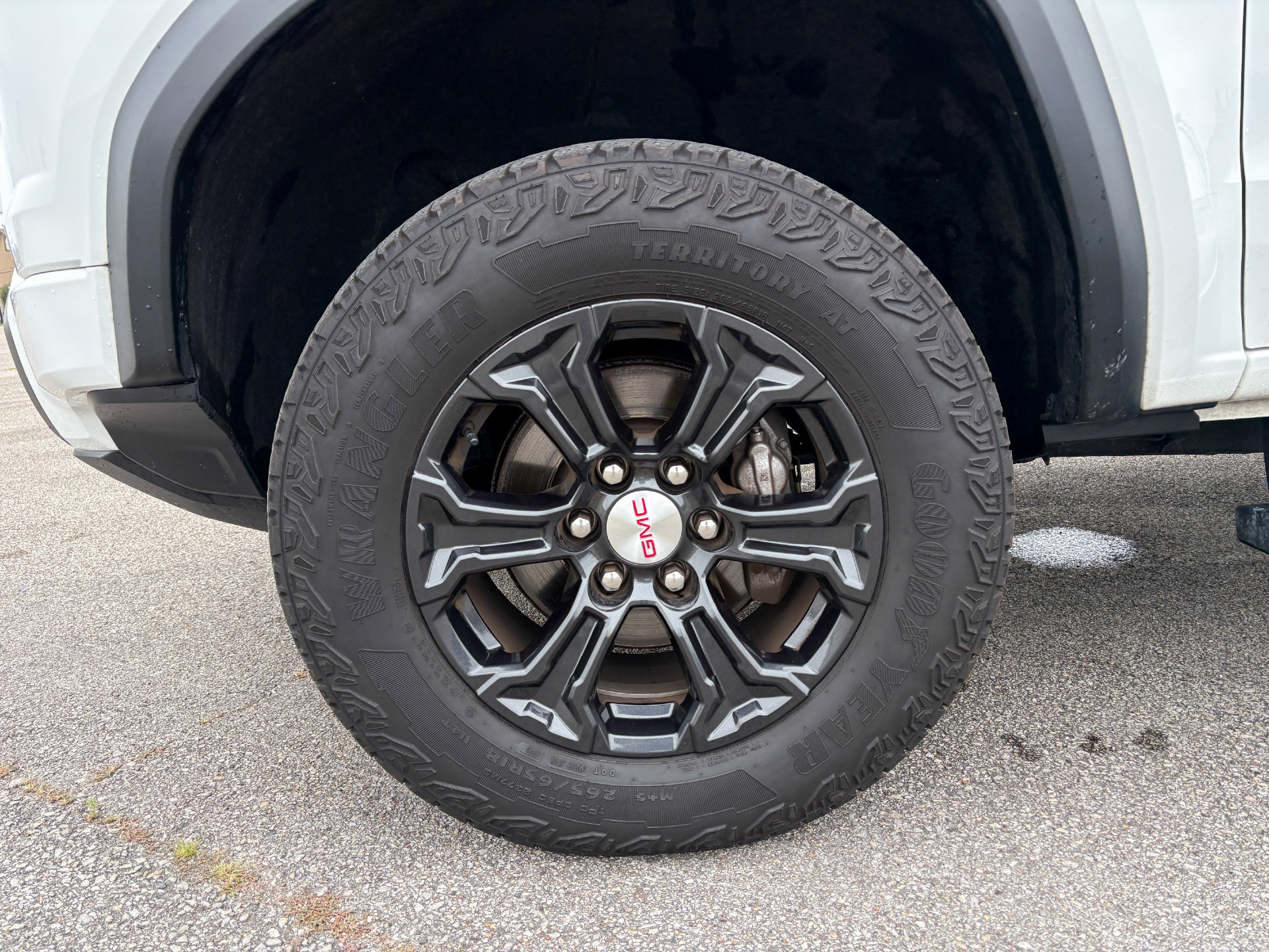 Used 2023 GMC Canyon Elevation w/ Convenience Package RWD image 28