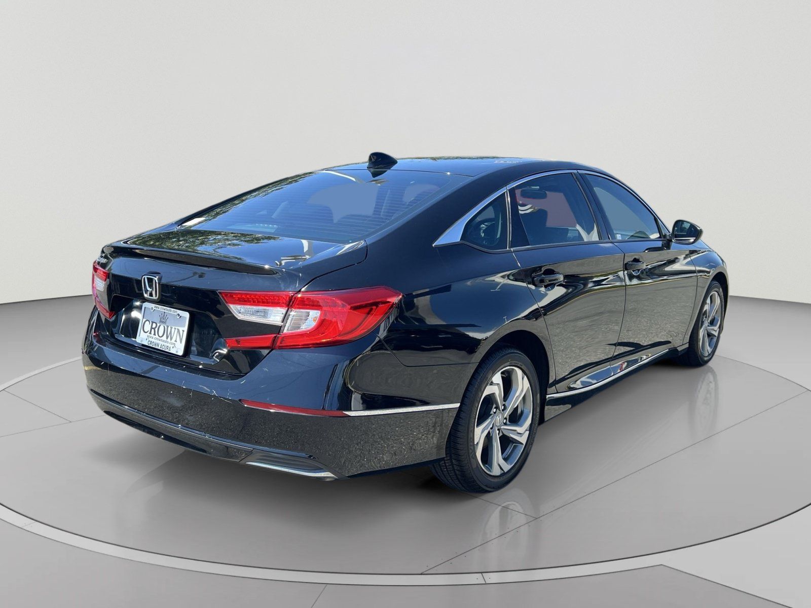 Used 2019 Honda Accord EX image 5