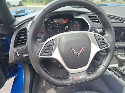 Used 2016 Chevrolet Corvette Z06 w/ 3LZ Preferred Equipment Group RWD image 9
