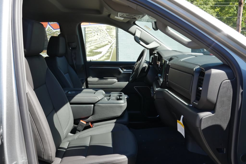 New 2026 Chevrolet Silverado 1500 LT w/ Z71 Off-Road Package AWD/4WD image 9