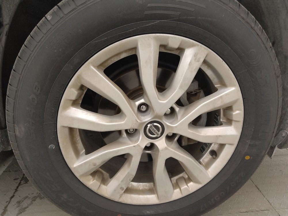 Used 2018 Nissan Rogue SV FWD image 31