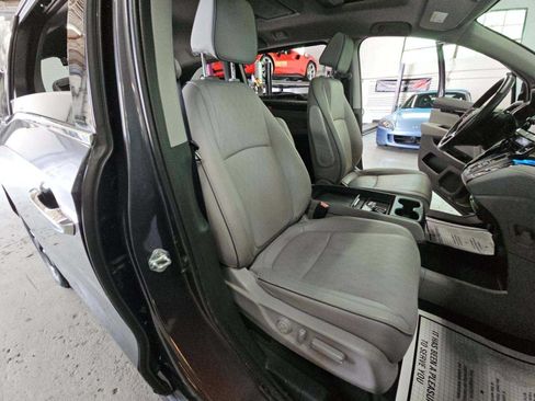 Used 2024 Honda Odyssey Elite image 15