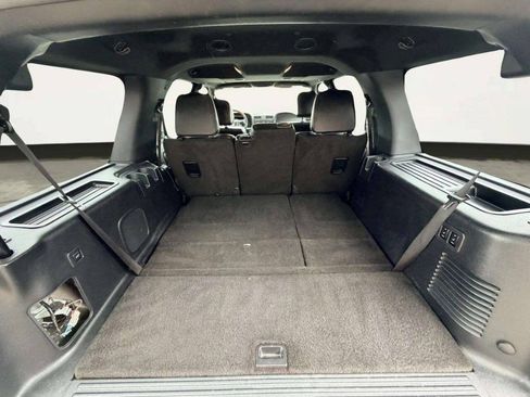 Used 2015 Lincoln Navigator 4WD image 7