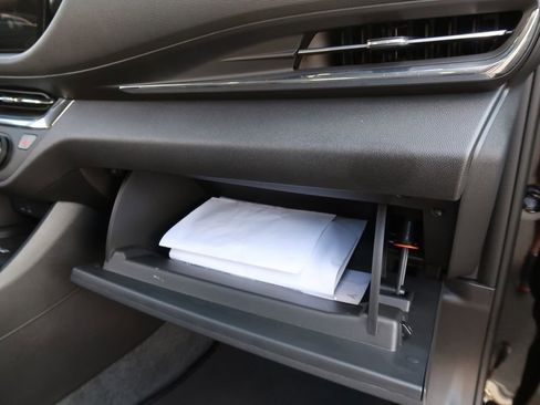 Certified 2025 Buick Envista Preferred w/ Convenience I Package image 38