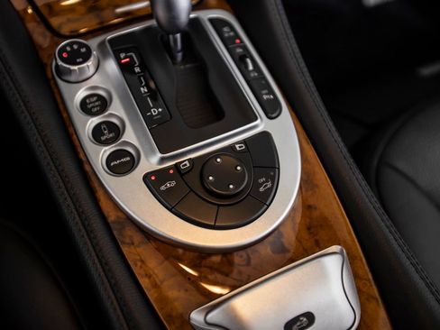 Used 2011 Mercedes-Benz SL 63 AMG image 39