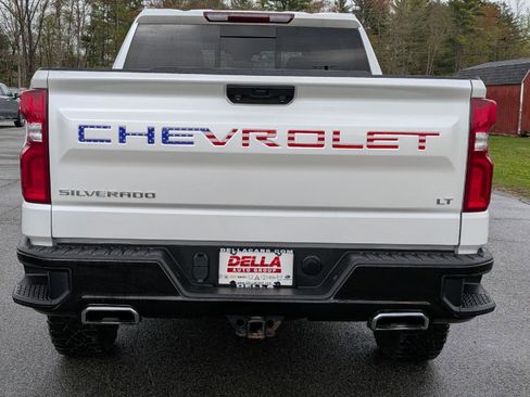 Used 2022 Chevrolet Silverado 1500 LT Trail Boss w/ Convenience Package II AWD/4WD image 11