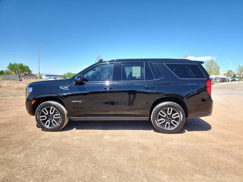 Used 2024 GMC Yukon AT4 w/ AT4 Premium Plus Package AWD/4WD image 2