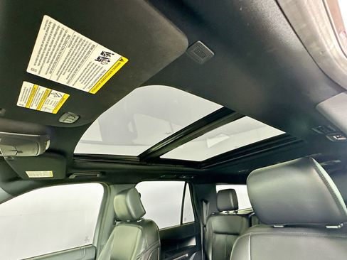 Used 2020 Ford Expedition Max XLT w/ Equipment Group 202A RWD image 24