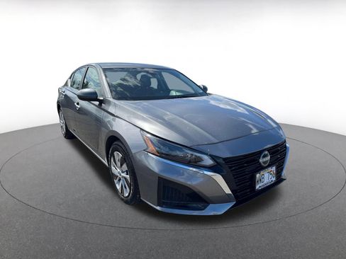 Used 2023 Nissan Altima 2.5 S FWD image 1