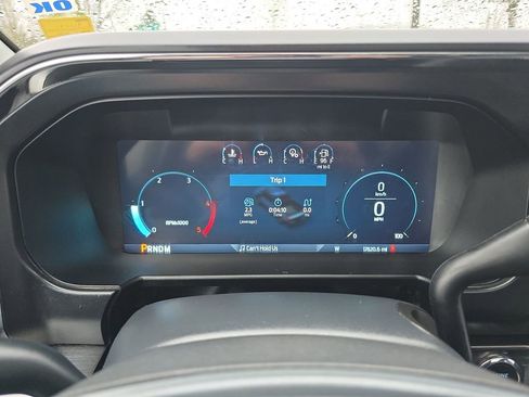 Used 2024 Ford F350 Lariat image 12