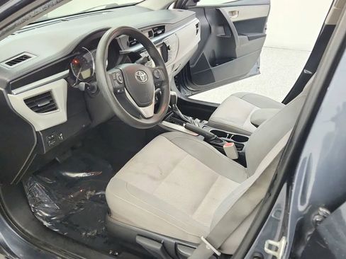 Used 2015 Toyota Corolla LE image 22