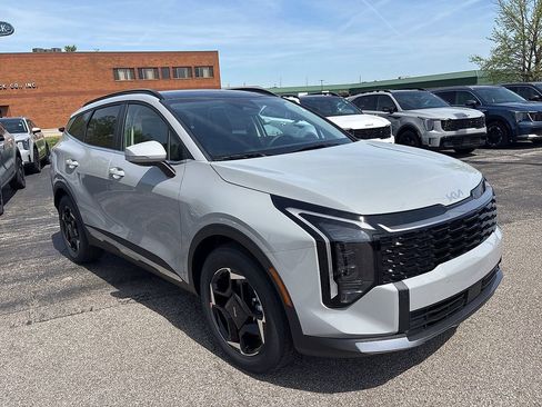 New 2026 Kia Sportage EX FWD image 1