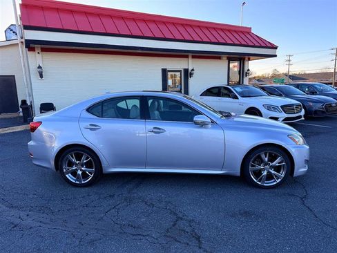 Used 2009 Lexus IS 250 image 4
