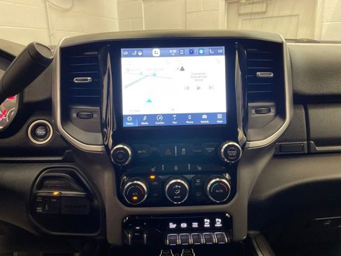 Certified 2024 RAM 2500 Big Horn w/ Night Edition AWD/4WD image 18