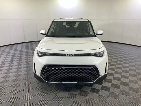 Used 2025 Kia Soul EX FWD image 2