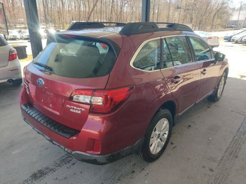 Used 2017 Subaru Outback 2.5i AWD/4WD image 6