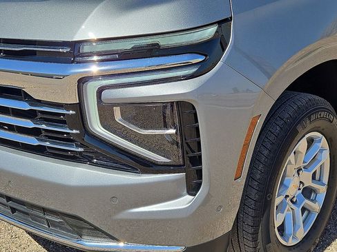 Used 2026 Chevrolet Tahoe LT RWD image 10