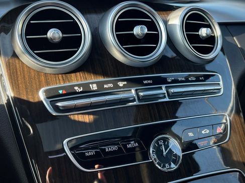 Used 2021 Mercedes-Benz C 300 4MATIC Sedan w/ Premium Package image 44