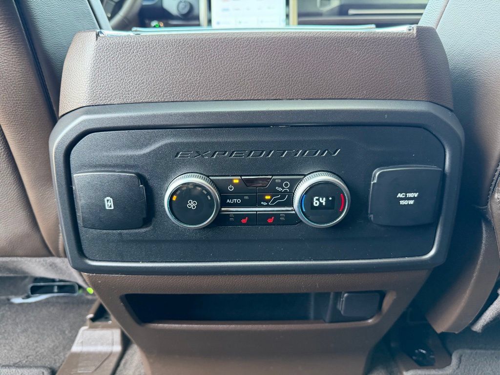 Used 2023 Ford Expedition Max King Ranch AWD/4WD image 24