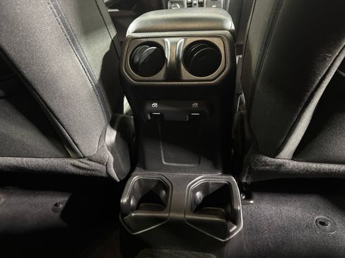 Used 2021 Jeep Wrangler Unlimited Sport AWD/4WD image 15
