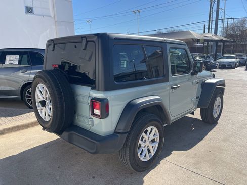 Used 2023 Jeep Wrangler Sport S image 5