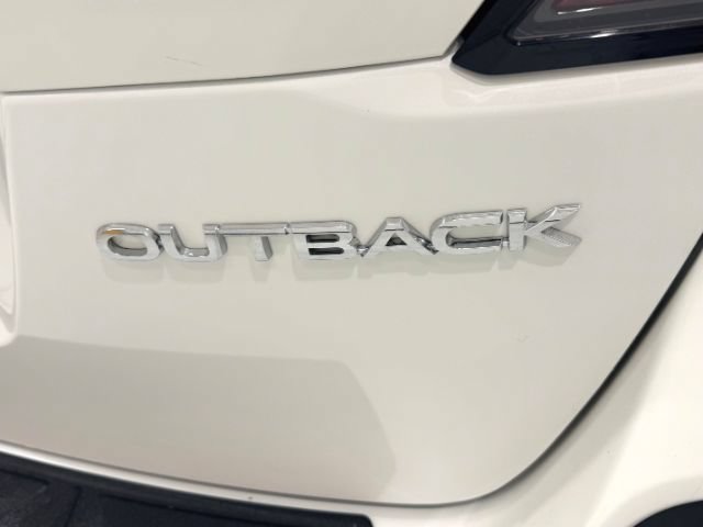 Used 2022 Subaru Outback Premium w/ Popular Package #1 AWD/4WD image 9