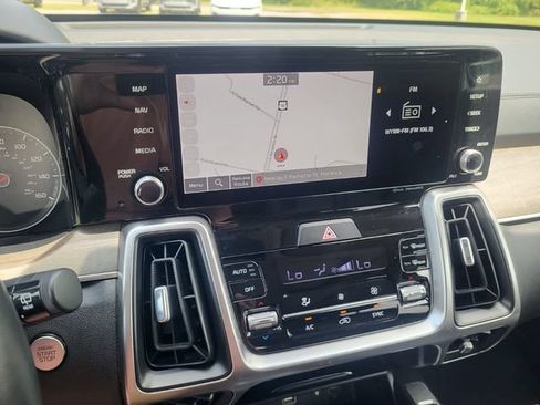 Certified 2023 Kia Sorento X-Line EX AWD/4WD image 17