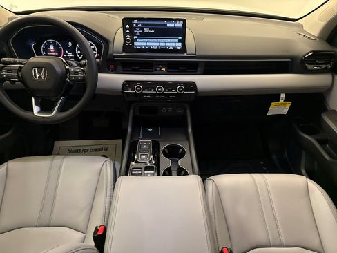 Certified 2025 Honda Pilot EX-L image 12