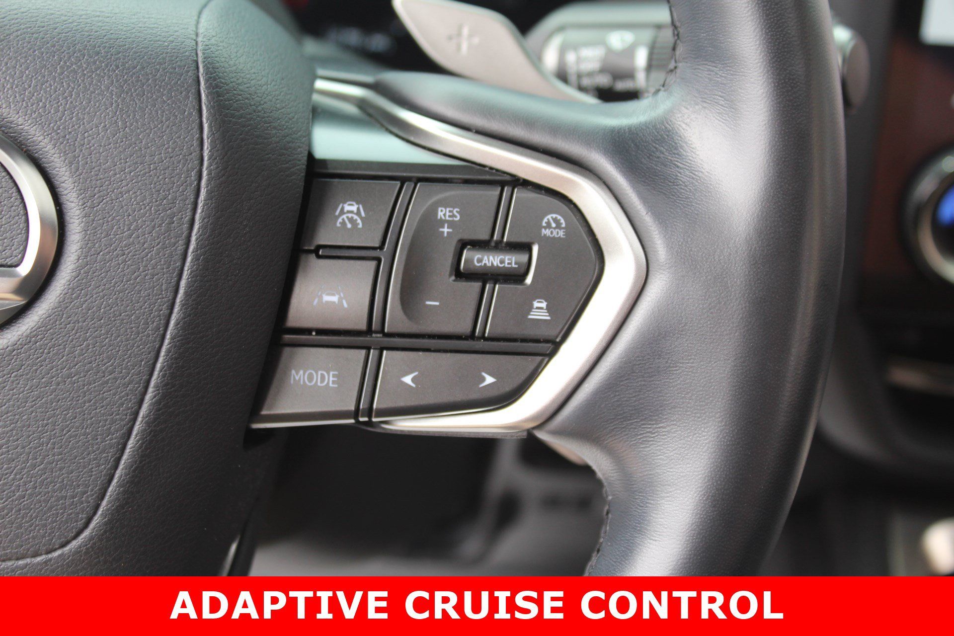 Used 2024 Lexus GX 550 w/ Accessory Package (Z1) AWD/4WD image 16