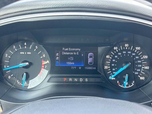 Used 2013 Ford Fusion SE FWD image 28