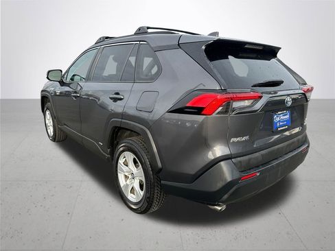Used 2020 Toyota RAV4 XLE image 9