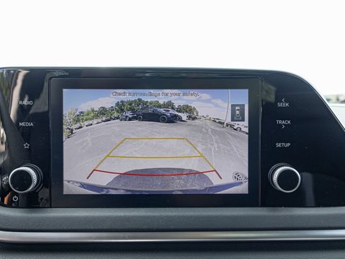 Certified 2023 Hyundai Sonata SE FWD image 17