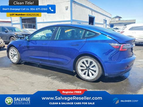 Used 2022 Tesla Model 3 RWD image 3