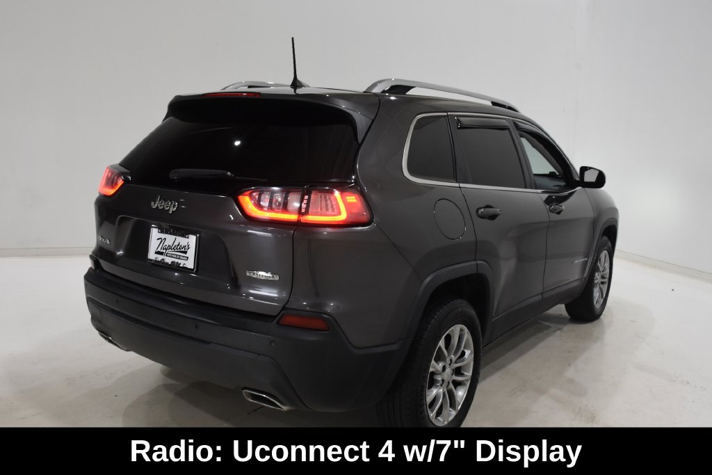 Used 2019 Jeep Cherokee Latitude Plus w/ Cold Weather Group AWD/4WD image 4