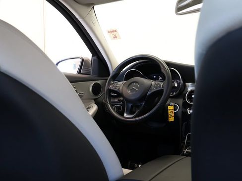 Used 2015 Mercedes-Benz C 300 4MATIC Sedan image 23