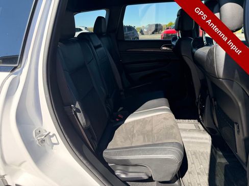 Used 2020 Jeep Grand Cherokee Altitude AWD/4WD image 33