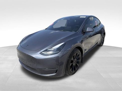 Used 2023 Tesla Model Y Long Range AWD/4WD image 29