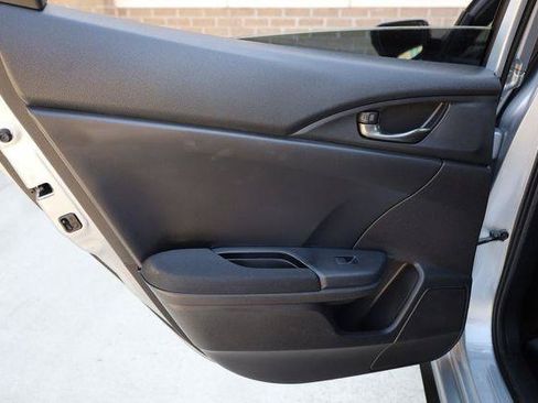 Used 2017 Honda Civic Sport image 25