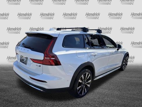 Used 2026 Volvo V60 B5 Cross Country Ultra w/ Protection Package Premier AWD/4WD image 10
