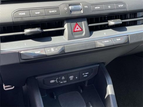 New 2025 Kia K4 GT-Line Turbo image 34